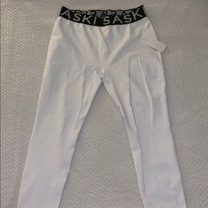 BRAND NEW Saski Leggings